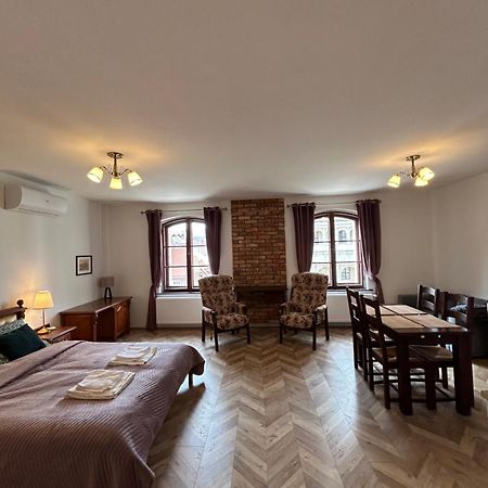 Apartament Stary Rynek 41 Познань Екстер'єр фото